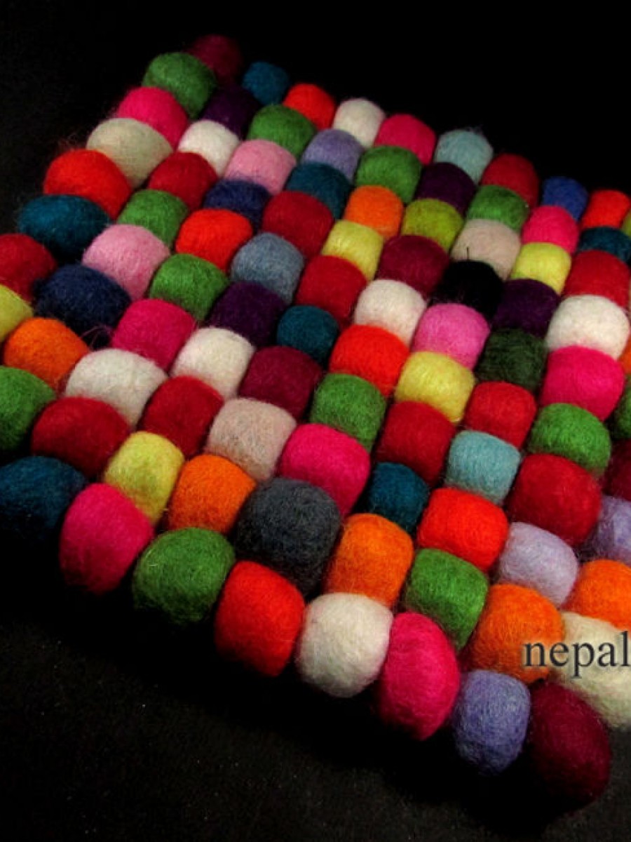 Handmade Wool Felt Ball mat coaster Multicolor - F65